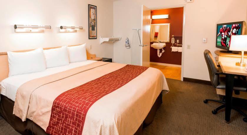 Red Roof Inn Buffalo - Hamburg/ I-90 Eksteriør billede